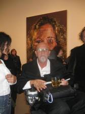 Chuck Close poses exclusively for The Ravi Report